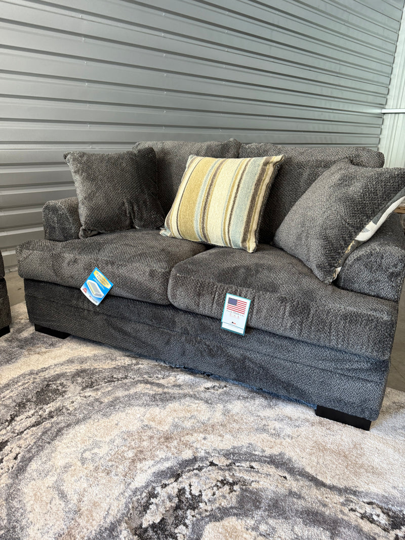 Brand New 3 Seater Sofa With Matching Loveseat