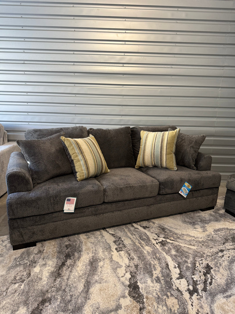 Brand New 3 Seater Sofa With Matching Loveseat