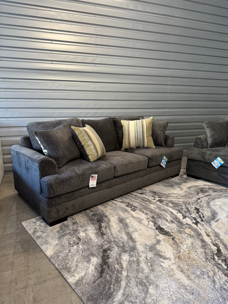 Brand New 3 Seater Sofa With Matching Loveseat