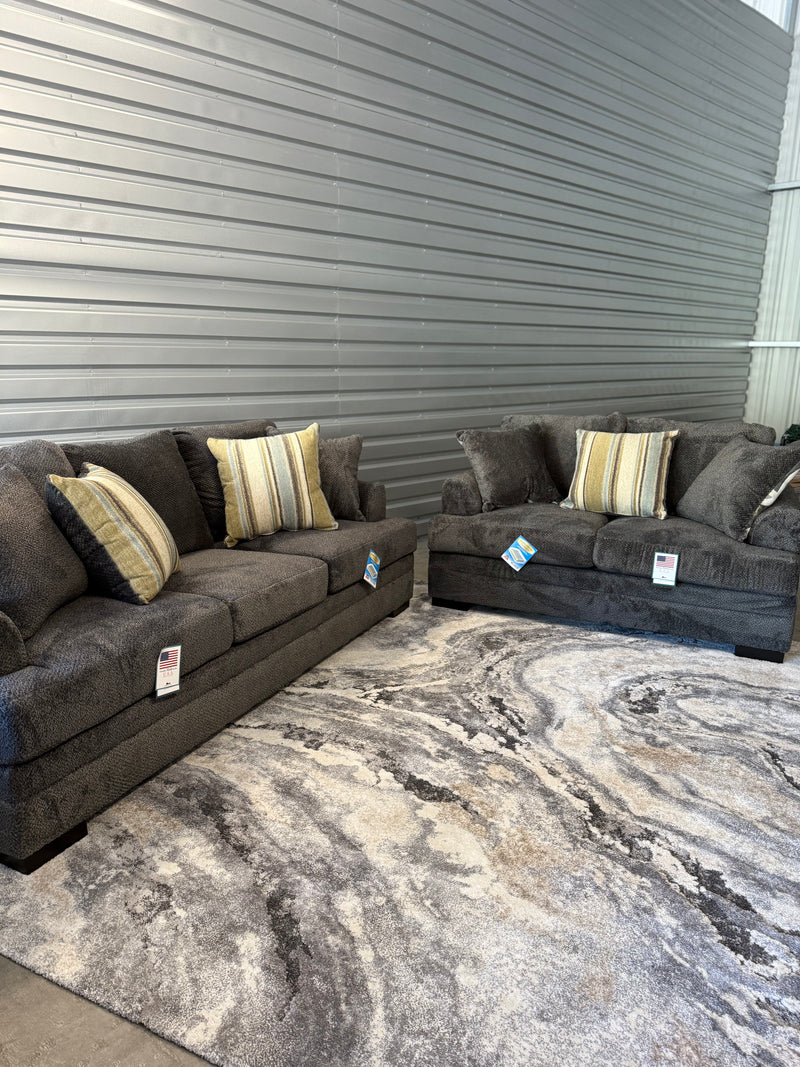 Brand New 3 Seater Sofa With Matching Loveseat